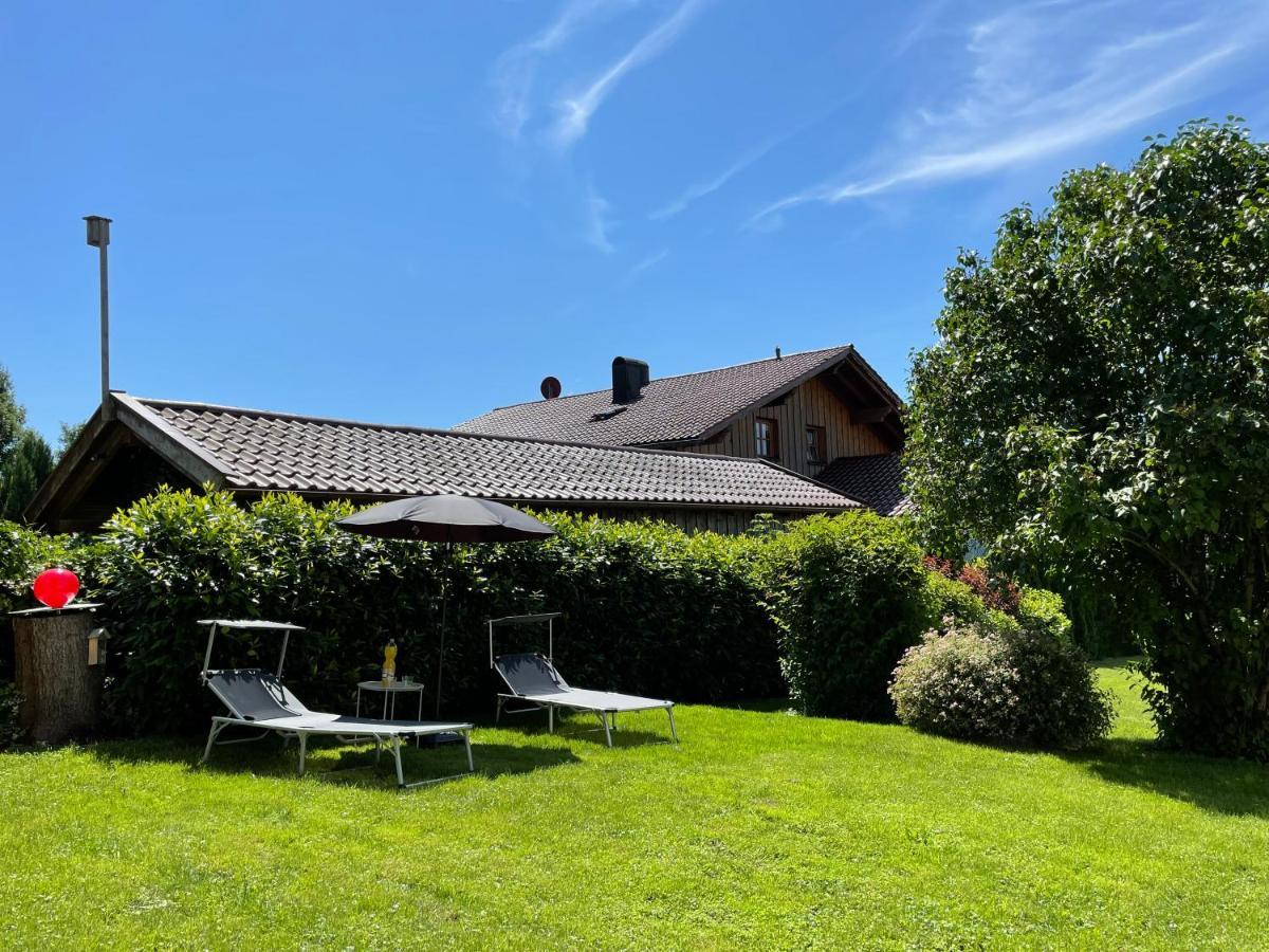 Haus Beate, Fewo Im Bienenparadies Kirchberg  エクステリア 写真