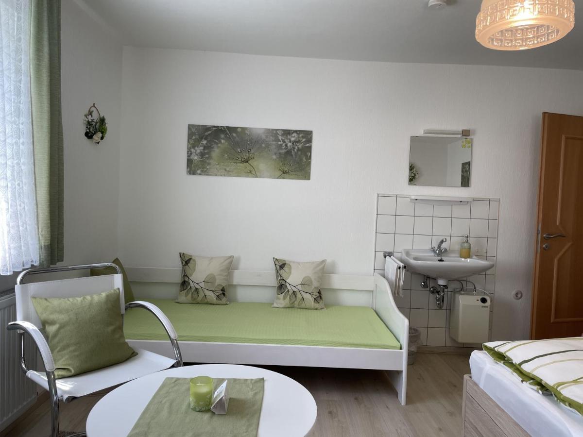 Haus Beate, Fewo Im Bienenparadies Kirchberg  エクステリア 写真