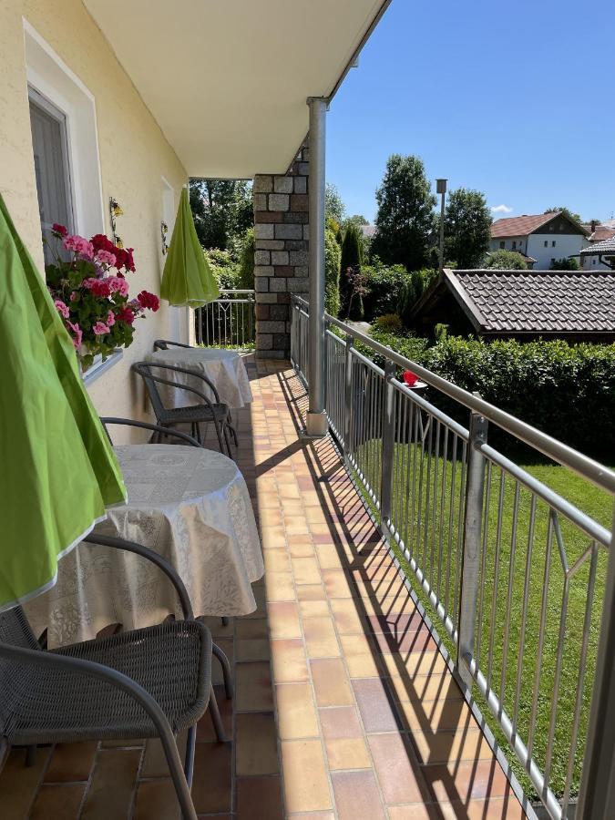 Haus Beate, Fewo Im Bienenparadies Kirchberg  エクステリア 写真